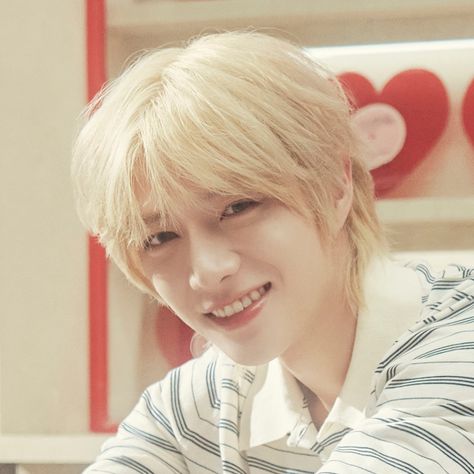 txt beomgyu lover icon Beomgyu Blonde Hair, Beomgyu Blonde, Tomorrow X Together Beomgyu, Choi Beomgyu, Txt Beomgyu, Tomorrow X Together, Best Friend Goals, Cutie Patootie, My Only Love