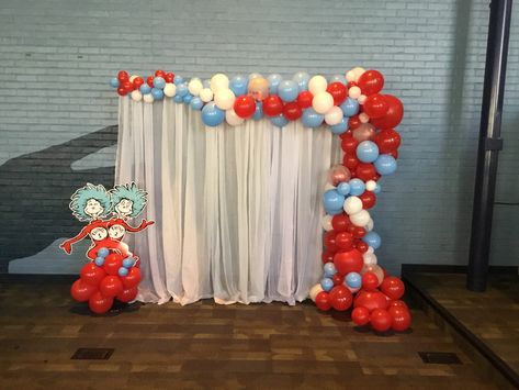 Dr. Seuss balloon garland Cat In The Hat Balloon Arch, Dr Seuss Backdrop Ideas, Dr Seuss Birthday Decorations, Thing One And Thing Two Baby Shower Twin, Dr Suess Backdrop, Dr Seuss Photo Booth Backdrop, Dr Suess Balloon Garland, Dr Seuss Balloon Garland, Dr Seuss Balloons