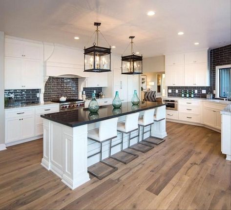 Arizona House Interior, Wood Floor Repair, Kitchen Flooring Options, Vinyl Wood Planks, Open Concept Kitchen Living Room, Color Floor, Condo Ideas, Sun Porch, Floor Ideas