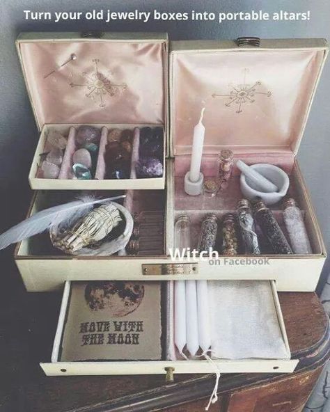 Old Jewelry boxes into portable alters Portable Altar, Pagan Crafts, Witchy Crafts, Wicca Witchcraft, White Witch, Witch Aesthetic, Practical Magic, Witchy Woman, Kitchen Witch