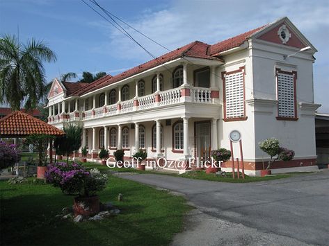 Malaysia Culture, Monash University Malaysia, Kuala Kangsar, Mamak Malaysia, College Website, Malaysia Old Building, Malaysia Tourism, Prep School, College Prep