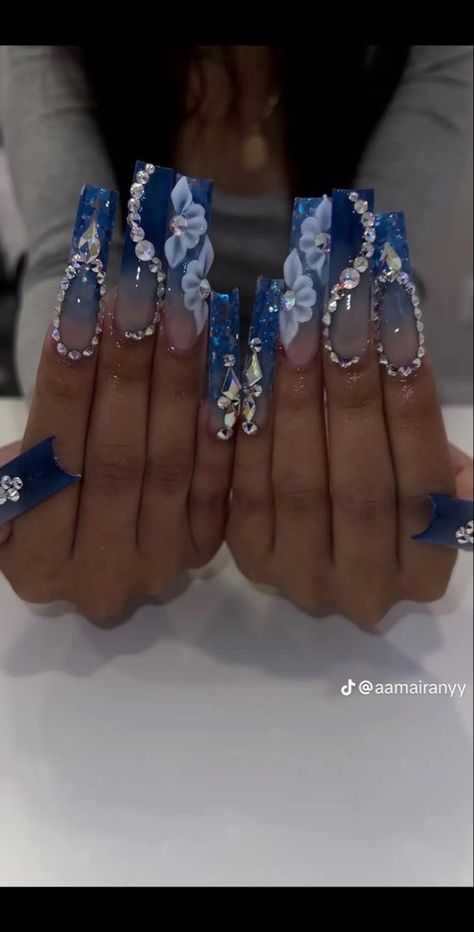 Blue Freestyle Nails, Black Nail Polish Designs, Lola Nails, Freestyle Acrylic Nails, Short Nails Cute, Sliver Nails, Sweet 16 Nails, Blue Prom Nails, Nail Art For Short Nails