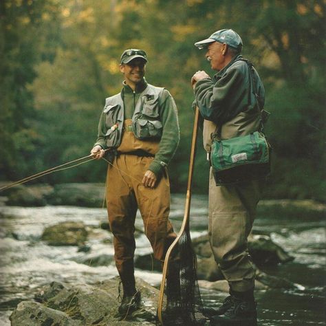 Bamboo Fly Rod, Fly Fishing Gear, Ivy Style, Dad Fashion, Mens Fashion Inspiration, Fly Rods, Fishing Outfits, Fishing Reels, Fishing Gear