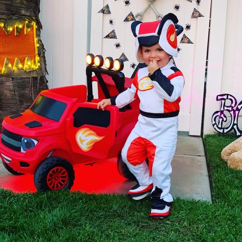 Blaze Halloween Costume, Blaze And The Monster Machines Costume, Blaze Costume Monster Trucks, Blaze Monster Truck Party Ideas, Diy Monster Truck Halloween Costume, Blaze Monster Truck Party, Blaze Birthday Party, Blaze Party, Blaze Birthday