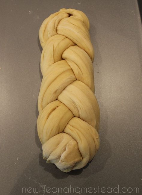 Challah Bread Machine Recipe, Challa Bread, Easy Bread Machine Recipes, Challah Recipe, Challah Bread Recipes, Best Bread Machine, Bread Maker Recipes, Recipe Tutorial, Braided Bread