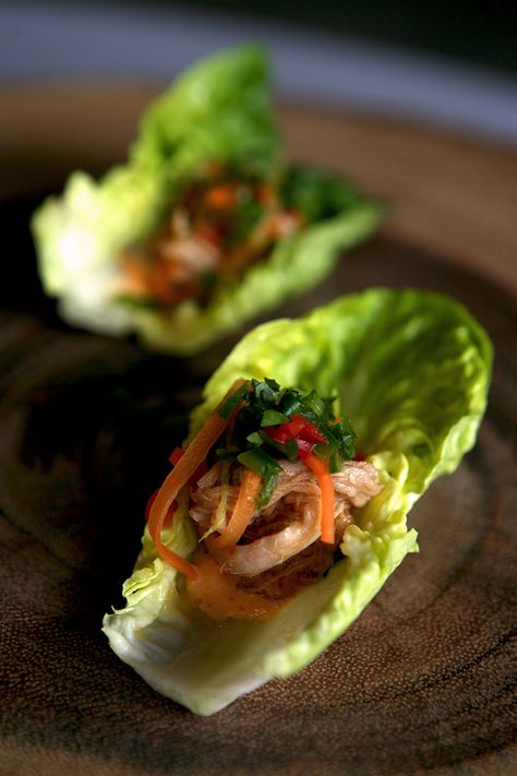 bahn mi lettuce cups #appetizer #small #bites Butter Lettuce Cups, Bahn Mi Pork, Bahn Mi, Butter Lettuce, 20s Party, Lettuce Cups, Tasting Party, Roaring 20s, Small Bites