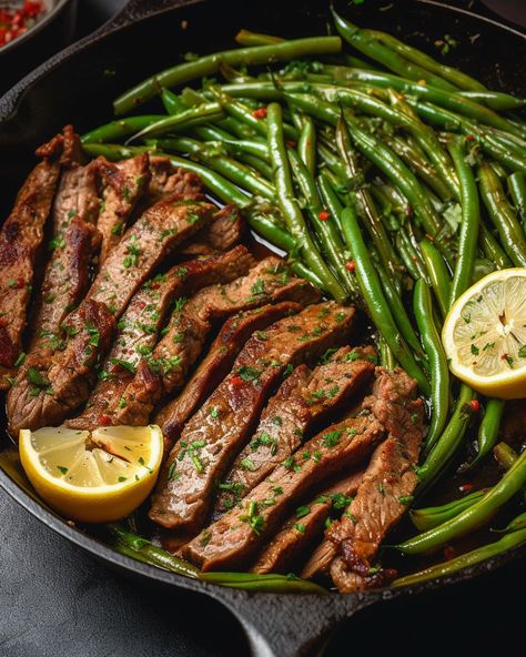 Garlic Butter Steak with Green Beans Steak Bites Marinade, Garlic Butter Flank Steak, Butter Steak Recipe, Steak With Garlic Butter, Steak And Green Beans, Beans Beans, Flank Steak Recipes, Butter Steak, Garlic Butter Steak