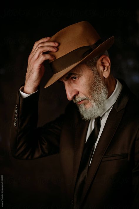 Portrait Of Old Man, Man With Hat Photography, Old Men Model, Old Man Reference, Old Men Aesthetic, Old Man Aesthetic, Old Man Photo, Old Man Pictures, Low Key Portraits