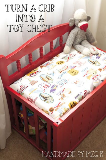 Handmade by Meg K: My Old Crib to Ben's New Toy Chest Old Baby Cribs, Old Cribs, Diy Furniture Makeover Ideas, Diy Muebles Ideas, Furniture Makeover Diy, Redo Furniture, Repurposed Furniture, Upcycled Furniture, Baby Cribs