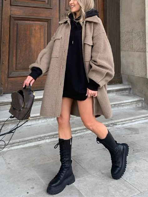 London Fits, London Clothes, Garment Inspiration, Nyc Pics, Nyc Winter Outfits, Italy Winter, Girly Vibes, Beige Outfit, Cold Outfits