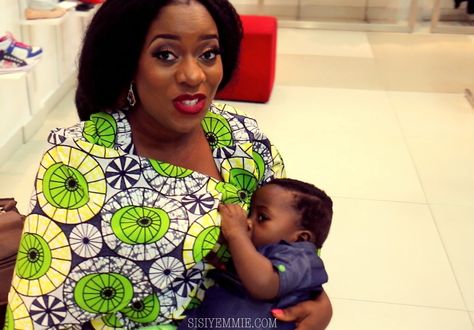 HOW TO DEAL WHEN BABY BITES WHILE BREASTFEEDING! Ankara Styles For Breastfeeding Mothers, Nursing Dress Breastfeeding, African Dress Styles, Breastfeeding Fashion, Exclusive Breastfeeding, Casual Attire For Women, Ankara Dress Styles, Latest Ankara, Latest Ankara Styles