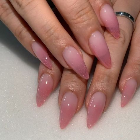 Trending Winter Nails, Almond Acrylic Nails Designs, Nails Women, Pink Ombre Nails, Work Nails, Almond Nails Designs, Almond Acrylic Nails, Nails Spa, Acrylic Nail Art