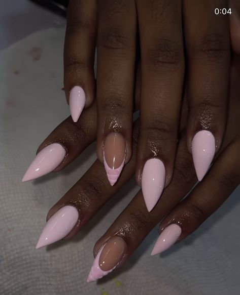 Sharp Nails Acrylic, Medium Stilleto Nails, Matte Stiletto Nails, Blush Pink Nails, Bday Nails, Stilleto Nails Designs, Stiletto Nails Short, Pink French Nails, Nail Paints