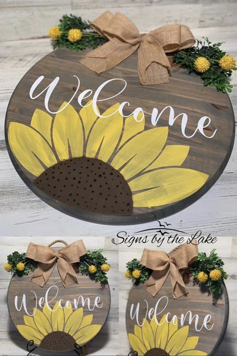 Round Sign Ideas Front Doors, Wooden Circle Crafts Ideas, Fall Welcome Signs For Front Door, Round Painted Signs, Painting Signs, Door Circle Signs, Diy Wooden Circle Sign, Wooden Round Wreath Ideas, Fall Wood Rounds