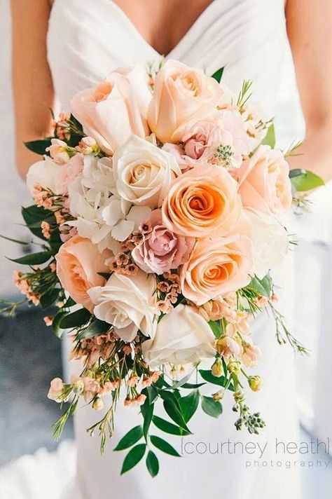 Peach Rose Wedding Bouquet, Peach Floral Bouquet, Peach Color Bouquet, Coral Wedding Bouquet Bride, Peach And Cream Bridal Bouquet, White Peach Coral Wedding Flowers, Salmon Wedding Theme, Beachy Bridal Bouquet, Peaches And Cream Wedding Flowers