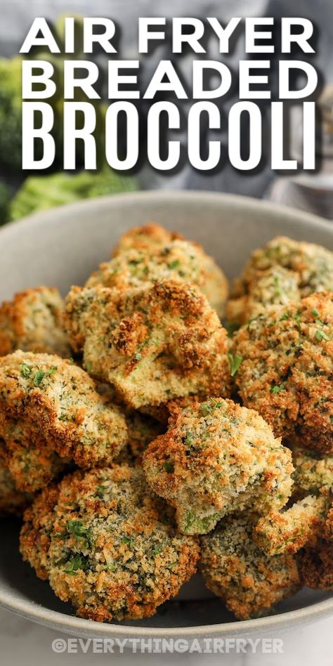 Ways To Make Broccoli, Breaded Broccoli, Veggie Appetizers, Snack To Make, Broccoli Bites, Parmesan Broccoli, Fried Broccoli, Appetizer Tray, Broccoli Recipe