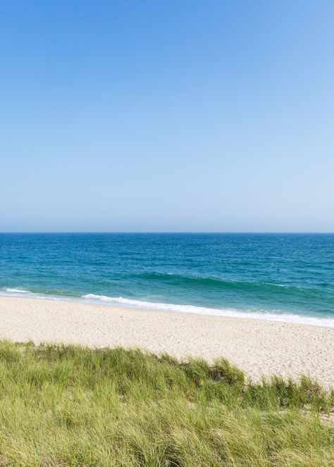 Tom Nevers Beach Nantucket Beach Cottage, Nantucket Beach, Southern California Travel, Nantucket Cottage, Coral Island, England Summer, Summer Fling, Design Darling, Surfside Beach