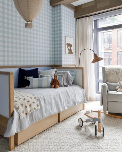 People who live in small spaces likely know that available space is meant to be maximized, especially those who have children and live in major cities like New York. That was one of the main goals of interior designer Becky Shea, of Becky Shea Design, when transforming a home office into a dreamy nursery. Tap the link in bio for the full tour via @beckysheadesign Nyc Nursery Theme, Small Boy Nursery Ideas, Preppy Nursery, Nursery Photos, Beachy Preppy, Dreamy Nursery, Boys Room Design, Baby Boy Bedroom, Changing Table Dresser