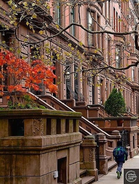 Brownstone Homes, New York Brownstone, Voyage New York, Autumn In New York, I Love Nyc, Nyc Life, Upper West Side, City Living, West Side