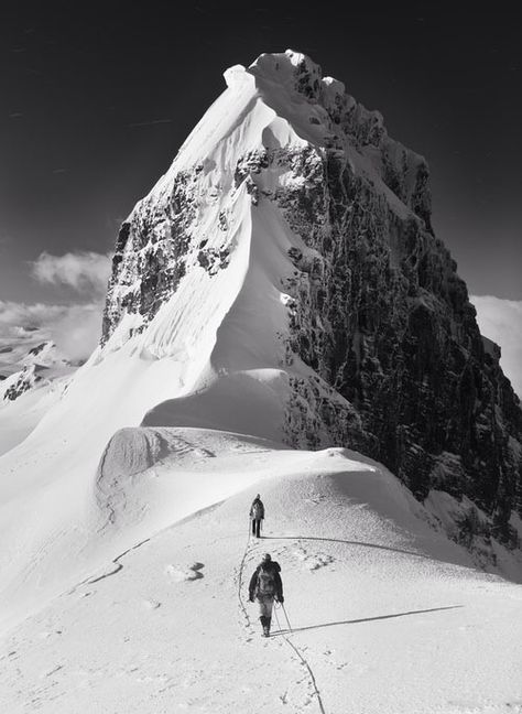 no time Monte Everest, Adirondack Mountains, Ice Climbing, Biome, Mountain Climbing, Nature Adventure, Photo Vintage, Wanderlust Travel, Rock Climbing