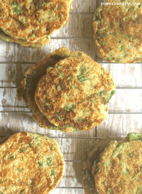 Amaranth-Green Onion Fritters (vegan, gluten-free, 3 ingredients) Savory Amaranth Recipes, Vegan Amaranth Recipes, Amaranth Greens Recipes, Seveche Recipe, Paddison Program, Vegan Fritters, Fritters Vegan, Amaranth Recipes, Onion Fritters