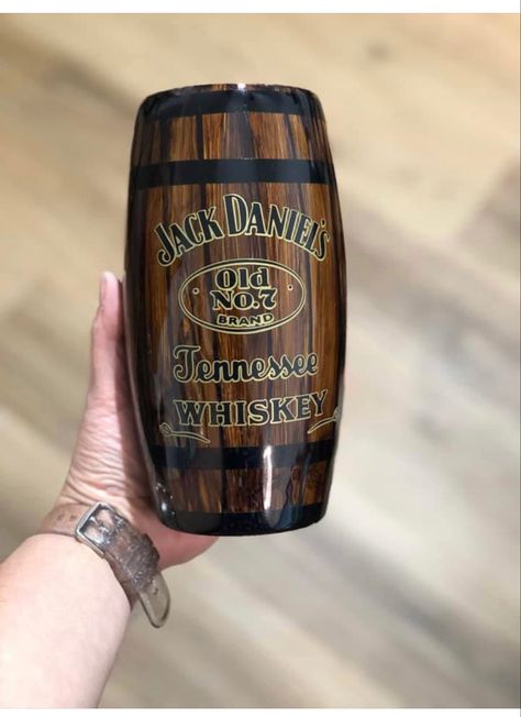 Whiskey Tumbler, Glitter Tumbler Cups, Custom Tumbler Cups, Tennessee Whiskey, Tumbler Cups Diy, Glitter Cups, Tumbler Ideas, Diy Tumblers, Whiskey Barrel