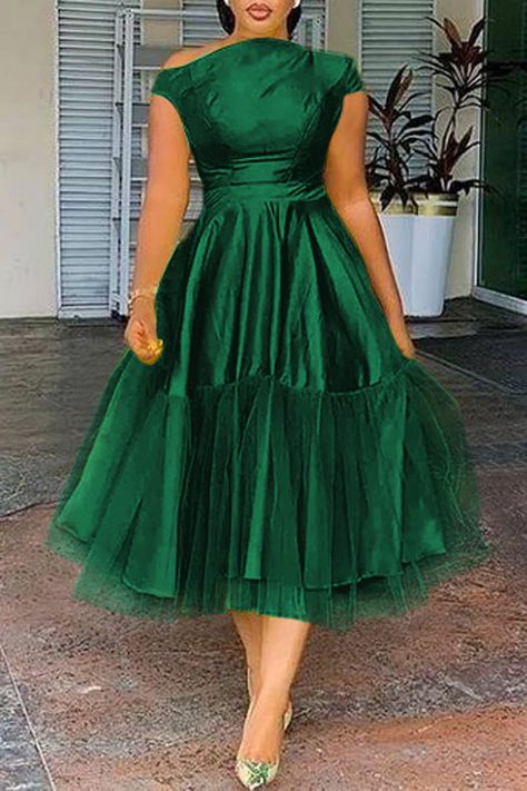 Material Polyester Style Elegant Pattern Type Solid Element Tulle Neckline Off The Shoulder Silhouette Midi Dress Type Solid   Size US Size Bust Waist Hip L 10 38-40" 32-34" 42-44" 12 40-42" 34-36" 44-46" 1XL 14 42-44" 36-38" 46-48" 16 44-46" 38-40" 48-50" 2XL 18 46-48" 40-42" 50-52" 20 48-50" 42-44" 52-54" 3XL 22 50-52" 44-46" 54-56" 24 52-54" 46-48" 56-58" 4XL 26 56-58" 50-52" 60-64" 5XL 28 60-64" 54-58" 66-70" Tips: Due to the many variations in monitors, the color in th Knee Length Dresses Formal, Tulle Skirts Outfit, Dinner Gowns, Solid Midi Dress, Tulle Midi Dress, Midi Dress For Women, Gradient Print, Plus Size Elegant, African Dresses Modern