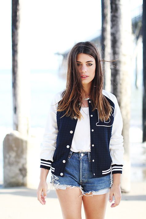 30 Ways to Wear Your Denim Cutoffs All Summer | StyleCaster Jackets Varsity, Fashion Advice Woman, Varsity Jacket Outfit, Outfit Shorts, Graduation Style, Stone Fox, Big Sur California, Shorts Outfits, A Line Mini Skirt