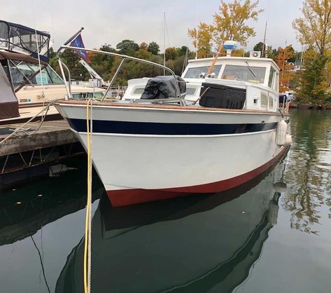 1963 Chris-Craft Roamer 36 Express Cruiser for sale - YachtWorld Cabin Cruisers For Sale, Ship Cabin, Chris Craft Boats, Offshore Boats, Marine Radios, Triumph Cars, Boat Restoration, Cabin Cruiser, Chris Craft