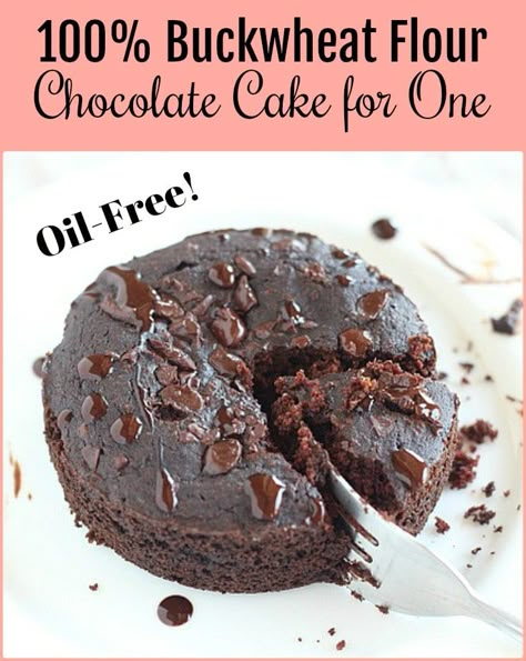 NO oil or butter needed to make this scrumptious buckwheat flour chocolate cake! Chocolate Cake For One, Buckwheat Flour Recipes, Buckwheat Recipes, Buckwheat Flour, Gf Desserts, Gluten Free Sweets, Italian Pizza, Gluten Free Cakes, Foods With Gluten