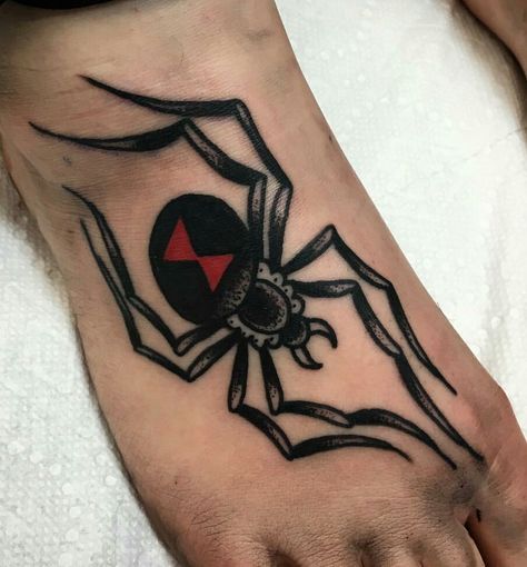 Black Widow Tattoo Ideas, Widow Spider Tattoo, Black Widow Spider Tattoo, Spider Tattoo Design, Widow Tattoo, Black Widow Tattoo, I Am King, Tato Tradisional, King Tattoo