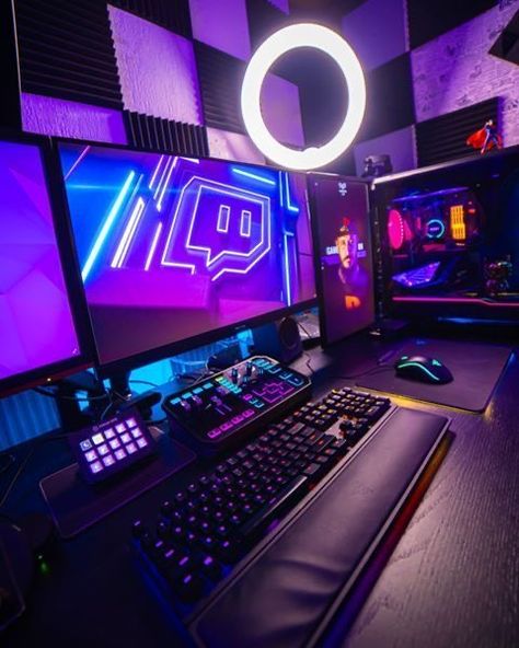 Purple Gaming Setup, Gaming Pc Setup, Boys Game Room, Small Game Rooms, Gaming Rooms, Best Gaming Setup, Led Panels, Computer Gaming Room, Gamer Setup