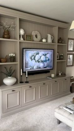 Living Room Designs With Built Ins, Tv On Chest Of Drawers In Living Room, Lounge Entertainment Wall, Living Room Built In Tv Cabinet, Taupe Media Wall, Long Living Room Tv Wall, Small Built In Media Wall, Entertainment Center Ideas For Vaulted Ceilings, Fitted Living Room Furniture