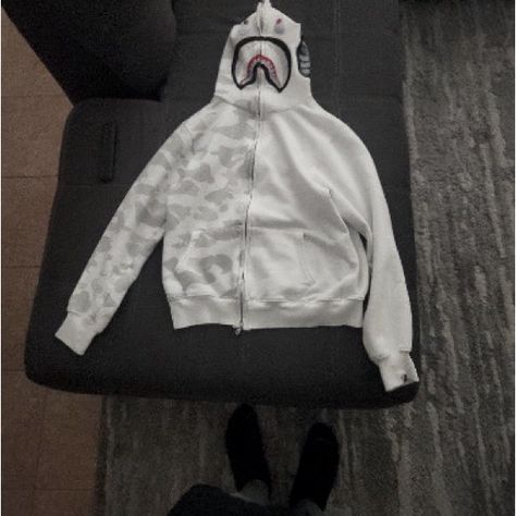 White Bape Hoodie Outfit, White Bape Hoodie, Grey Bape Hoodie, Bape Jacket, Bape Hoodie, White Camo, Tupac Shakur, Hoodie White, Hoodie Fits