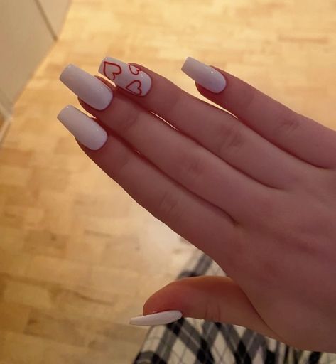 White Nails With Red Heart And Initial, Valentine Day Nails Square, White Nails Small Design, Simple White And Red Nails, White Square Nails With Heart, Short White Valentines Day Nails, White Valentine’s Day Nails, White Nails Red Design, White And Red Heart Nails