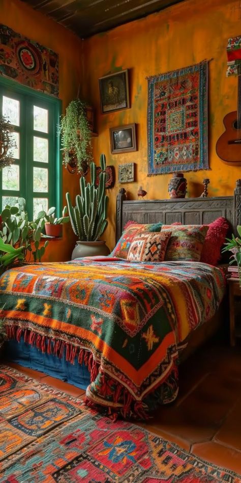 Chic Small Bedroom, Mexican Bedroom, Boho Style Bedroom, Small Bedroom Ideas, Mexican Home Decor, Casa Vintage, Bohemian Bedroom Decor, Bathroom Decor Ideas, Bohemian Bedroom