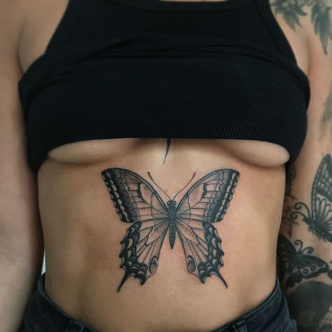 Butterfly Stomach Tattoo, Girl Stomach Tattoos, Butterfly Stomach, Tummy Tattoo, Stomach Tattoos Women, Stomach Tattoo, Belly Tattoos, Belly Tattoo, Torso Tattoos