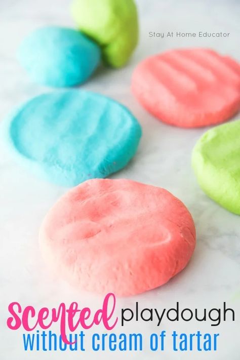 Super Easy Playdough Recipe Without Cream of Tartar Homemade Playdough Without Tartar, Playdough Recipe Without Cream Of Tartar, Playdough Without Cream Of Tartar, Cream Of Tartar Substitute, Tartar Recipe, Cream Of Tartar Recipe, Easy Playdough, Edible Sensory Play, Easy Play Dough