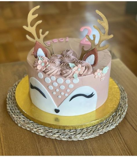 Bambi Smash Cake, One Deerful Birthday Girl, One Deer Ful Birthday Party Girl, Deer First Birthday Girl, Deer Smash Cake, Cake Bambi, Tier Torte, Deer Birthday Cake, Fawn Cake