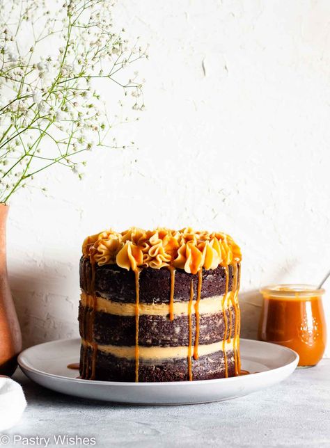 Chocolate Salted Caramel Cake, Lazy Cake, Caramel Cake Recipe, Chocolate Caramel Cake, Dessert From Scratch, Salted Caramel Cake, Cake Story, Salted Caramel Cheesecake