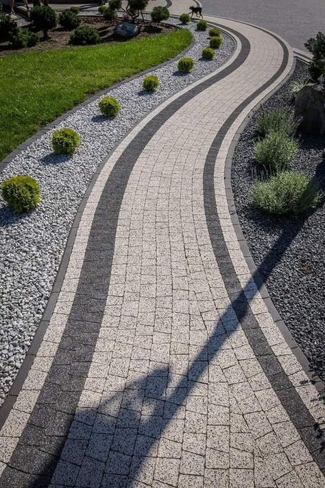 Paver Walkway Diy, Driveway Entrance Landscaping, Modern Driveway, Pavement Design, Walkway Landscaping, Paving Design, Driveway Paving, Walkways Paths, Small Front Yard Landscaping