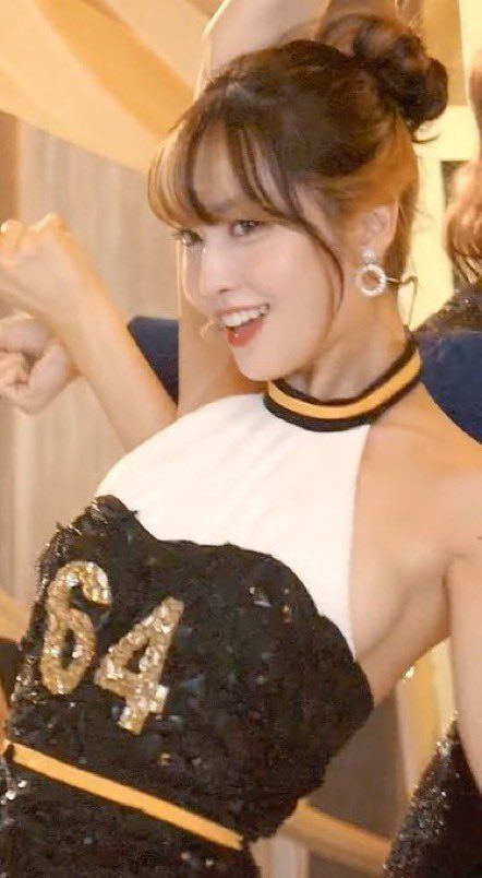 Momo Armpit, Twice Armpit, Infp T, Twice Momo, Twice Sana, Hirai Momo, Pop Star, Kpop Girls, Dancer