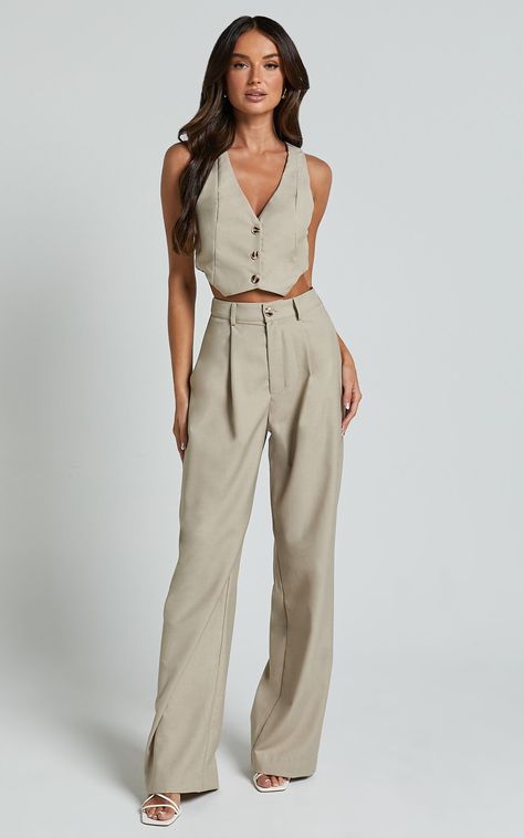 Izara Trousers - Mid Rise Relaxed Straight Leg Tailored Trousers in Oatmeal | Showpo EU Mode Hippie, Beige Vest, Tailored Clothes, Chique Outfits, Cropped Vest, Stylish Work Outfits, Elegantes Outfit, Tailored Trousers, Looks Style