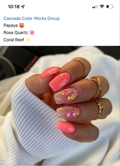 Bright Coral Nails, Coral Nails With Design, Cruise Nails, Feather Nails, Unghie Sfumate, Peach Nails, Coral Nails, Plaid Nails, Summery Nails