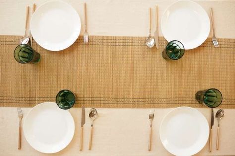 Table Runner Size Chart, Dining Room Table Runner, Sweet Home Style, Casual Kitchen, Table Runner Size, Long Table Runner, Table Runner And Placemats, Drop Leaf Table, Kitchen Tables