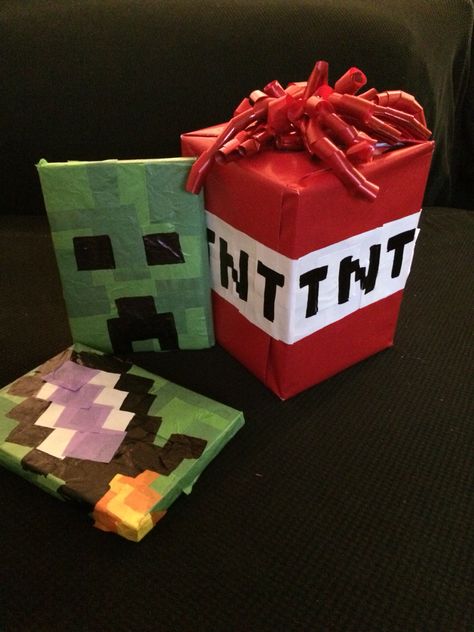 Mindcraft themed gift wrapping Birthday Wrapping Ideas, Themed Gift Wrapping, Minecraft Gifts, Minecraft Theme, Ideas Minecraft, Present Wrapping, Wrapping Ideas, 9th Birthday, Christmas 2024