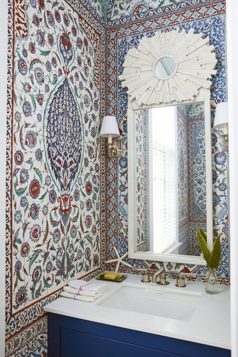 Small Moroccan Bathroom Ideas, Turkish Bathroom Ideas, Moroccan Bathroom Ideas, Gracie Wallpaper, Moroccan Bathroom, Indoor Ideas, Bathroom Luxury, Designer Bathroom, Best Bathroom Designs