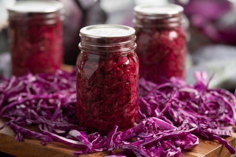 Canning Beets and How to Pressure Can Beet Soup aka Borscht Soup | The Canning Diva Canning Diva, Spiced Red Cabbage, Beet Borscht, Canning Beets, Cabbage Varieties, Pickled Red Cabbage, Borscht Soup, Chicken Pot Pie Filling, Pressure Canning Recipes