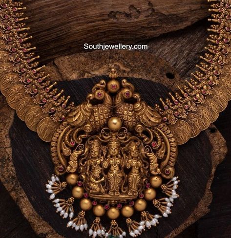 https://in.pinterest.com/krishnajewellersjubileehills/ Nagas Gold Jewellery, Kasulaperu Jewellery Antique Gold, Antique Kasu Mala, Ram Parivar Necklace Designs, Ram Parivar Haram Designs Latest, Kasu Necklace Designs, Latest Gold Antique Necklace Designs, Ram Parivar Haram Designs, Kasu Necklace