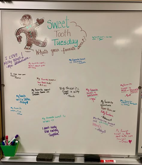 Tuesday Question Of The Day Classroom, Monday Question Of The Day, Tuesday Whiteboard Prompt, White Board Questions, Morning Questions, White Board Messages, Whiteboard Activities, Whiteboard Questions, Whiteboard Prompts